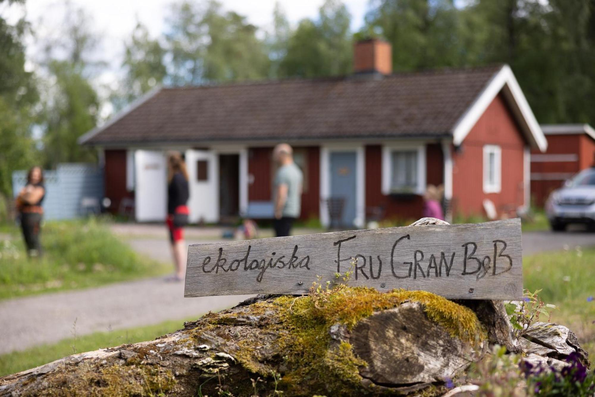 Ekologiska Fru Gran B&B I Tiveden Gardsjo Dış mekan fotoğraf